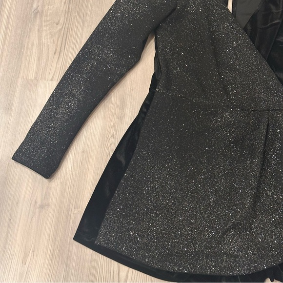 Francesca’s Black Velvet & Silver Glitter Long Sleeve Romper - Picture 4 of 11